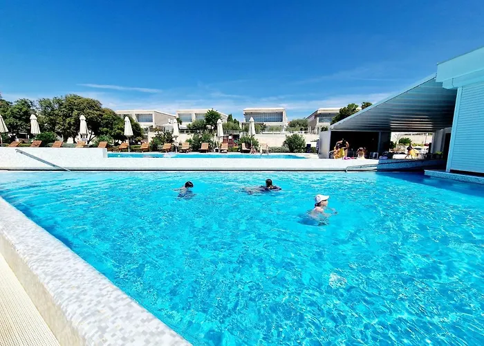 Pribjeći Residence-apartment-giuliano-punta Skala, *