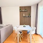 Residence-apartment-giuliano-punta Skala, Resort Petrcane