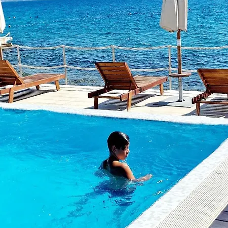 度假村 Residence-apartment-giuliano-punta Skala, 佩特坎内