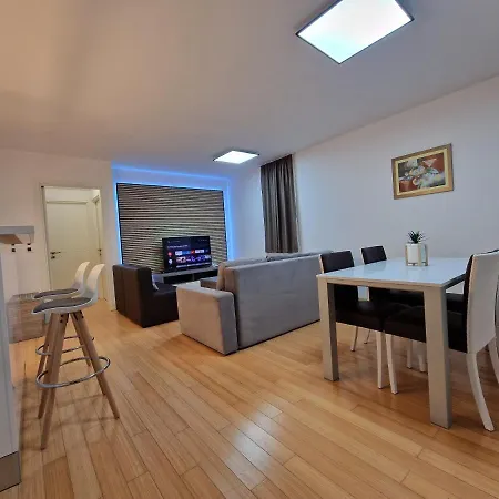 Residence-apartment-giuliano-punta Skala, Resort