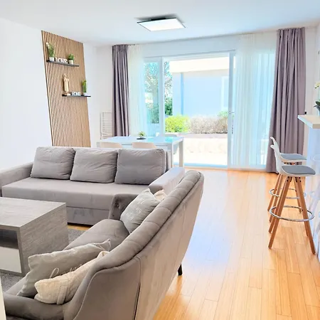 Residence-apartment-giuliano-punta Skala, * Petrčane