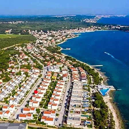 Residence-apartment-giuliano-punta Skala, Pribjeći *