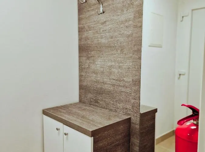 Residence-apartment-giuliano-punta Skala, *